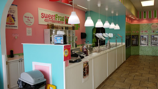 Frozen Yogurt Shop «Sweet Frog Stonebridge», reviews and photos, 125 Stonebridge Plaza Avenue, Richmond, VA 23225, USA