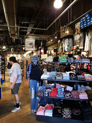 Shopping Mall «Salem Center», reviews and photos, 401 Center St NE, Salem, OR 97301, USA