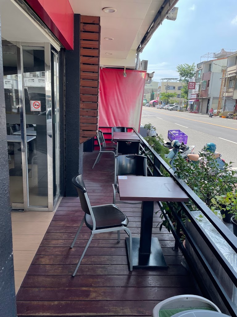 85度C咖啡蛋糕飲料麵包-台南關廟店 的照片