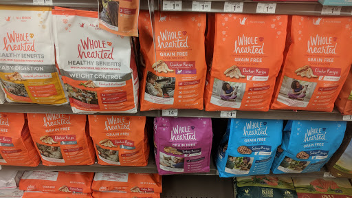 Pet Supply Store «Petco Animal Supplies», reviews and photos, 8404 Eager Rd b, Brentwood, MO 63144, USA