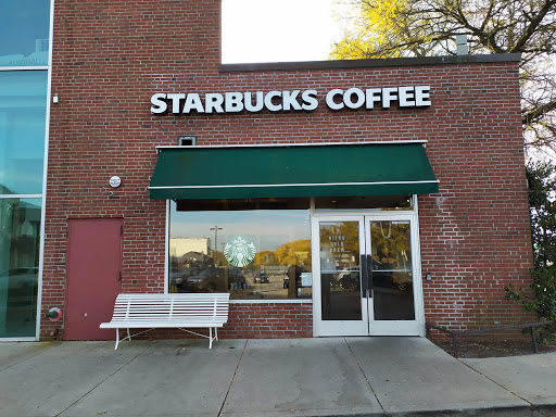 Coffee Shop «Starbucks», reviews and photos, 1 Parker Harding Plaza, Westport, CT 06880, USA