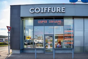 COUPES COULEURS Salons image