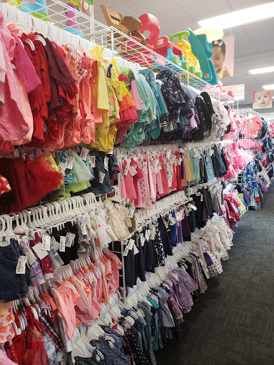 Clothing Store «Once Upon A Child - Mankato», reviews and photos, 464 Raintree Rd, Mankato, MN 56001, USA