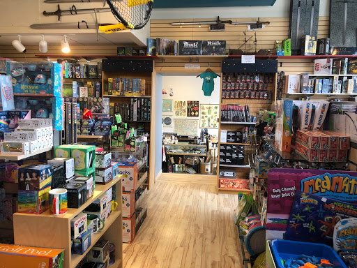 Gift Shop «Off the Wagon Shop», reviews and photos, 152 E Main St, Kent, OH 44240, USA