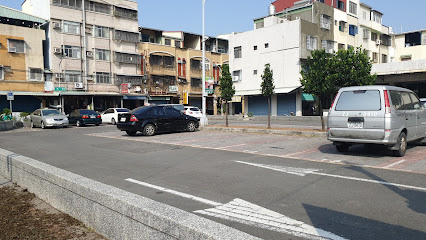 CITY PARKING 城市車旅停車場(鳳陽公有停車場)