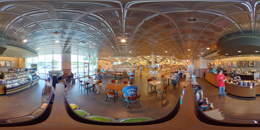 Book Store «Barnes & Noble Booksellers Fredericksburg/ Central Park», reviews and photos, 1220 Carl D. Silver Parkway, Fredericksburg, VA 22401, USA