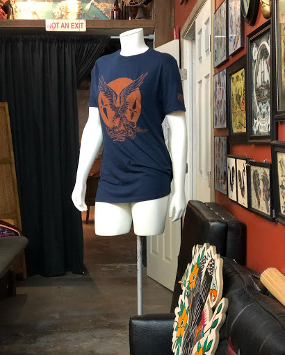 Tattoo Shop «Ironclad Tattoo Gallery», reviews and photos, 194 N 2nd Ave, Saltillo, MS 38866, USA