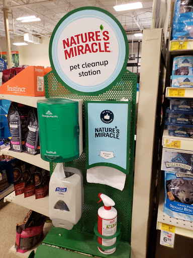 Pet Supply Store «PetSmart», reviews and photos, 1275 N Military Hwy, Norfolk, VA 23502, USA