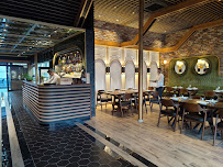 Atmosphère du Restaurant de grillades Mangal Steakhouse à Herblay-sur-Seine - n°2