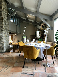 Atmosphère du Restaurant gastronomique Maison Crand - Bistrot de la Forge - La Charbonnière à Orée-d'Anjou - n°3
