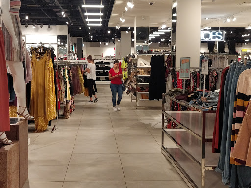 Shopping Mall «The Shoppes at Buckland Hills», reviews and photos, 194 Buckland Hills Dr, Manchester, CT 06042, USA