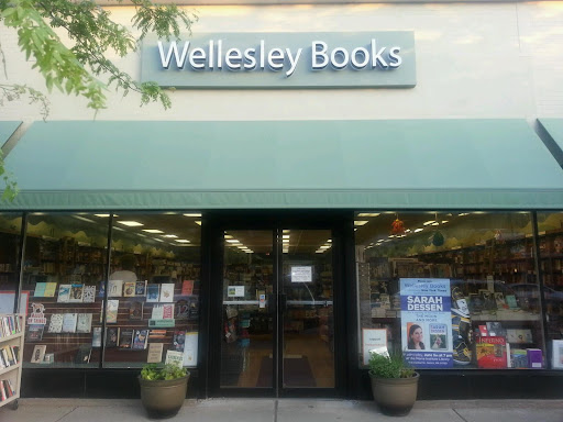 Wellesley Books, 82 Central St, Wellesley, MA 02482, USA, 