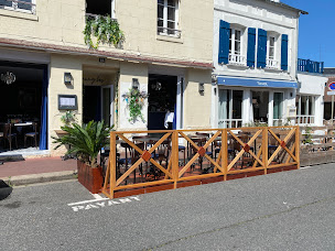 Photo n°13 de Artiplantes - Plantes artificielles à Cormelles-le-Royal ()