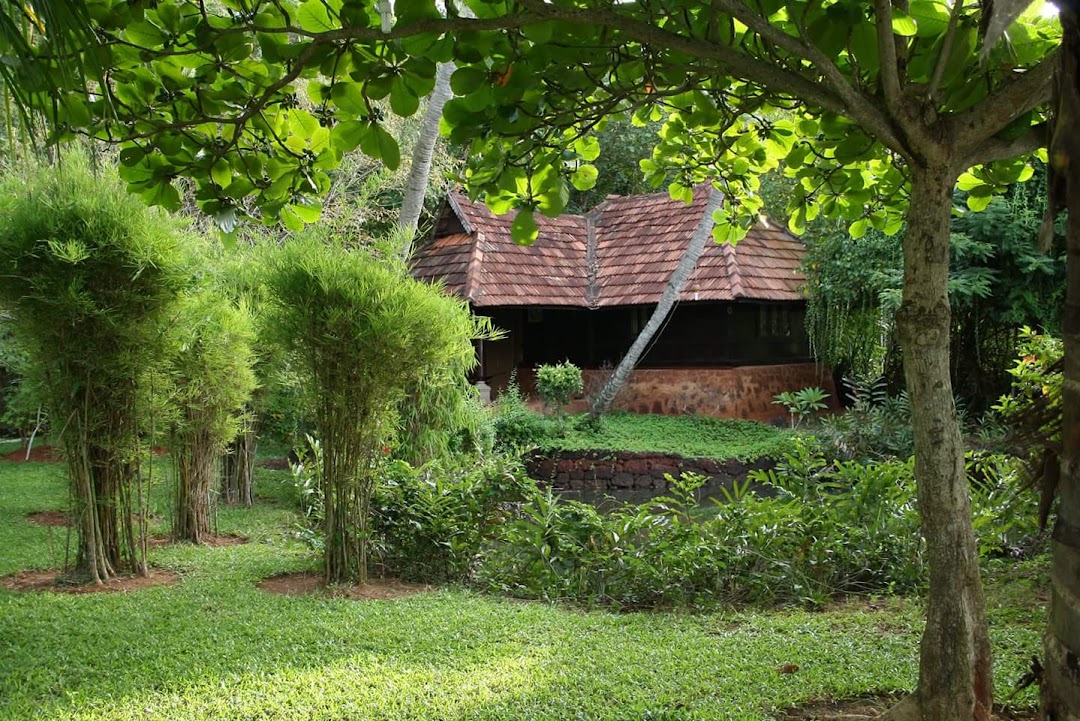 Sarovaram Ayurvedic Health Center, Ashtamudi