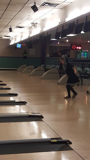 Bowling Alley «Pla-Mor Lanes & the Eleventh Frame Diner», reviews and photos, 807 4th St S, La Crosse, WI 54601, USA