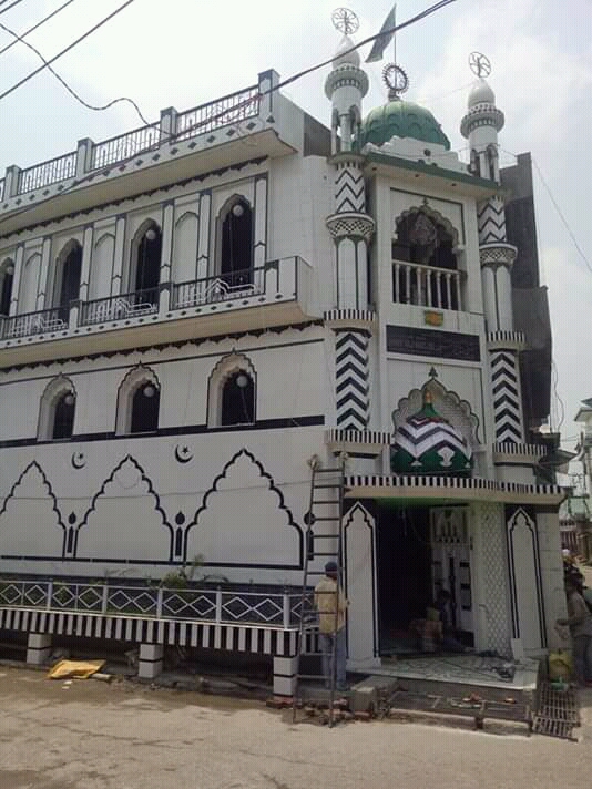 Taj Masjid