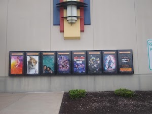 Regal Moline - photo 9