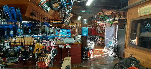 Bicycle Store «Main Street Bicycles», reviews and photos, 39 E Main St, Carpentersville, IL 60110, USA