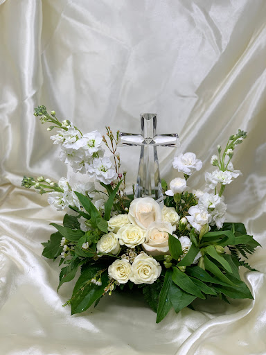 Florist «Pretty Petals Floral Boutique», reviews and photos, 2932 Hillcrest Dr, San Antonio, TX 78201, USA