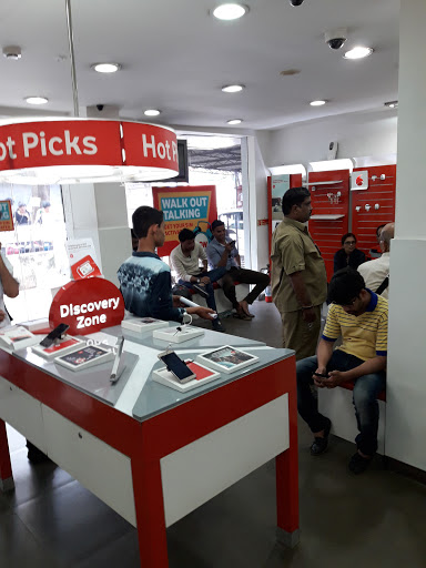 Vodafone shops in Mumbai