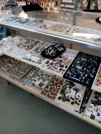 Gift Shop «Country Arts & Jewelry», reviews and photos, 15864 Nauvoo Rd, Middlefield, OH 44062, USA