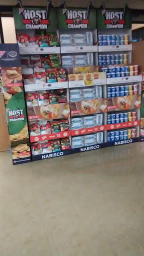 Grocery Store «Safeway», reviews and photos, 1815 4th St, Tillamook, OR 97141, USA