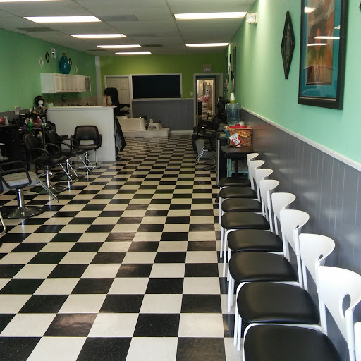 Hair Salon «Hair Season Hair Salon & Barber», reviews and photos, 6331 S Kings Hwy a, Alexandria, VA 22306, USA