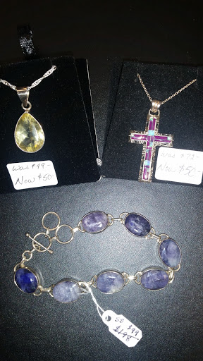 Jewelry Store «The Jewelry Store», reviews and photos, 97 W Jackson St, Millersburg, OH 44654, USA