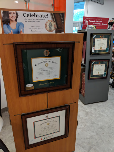 Book Store «University of Miami Bookstore», reviews and photos, 1306 Stanford Dr, Coral Gables, FL 33146, USA