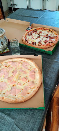 Plats et boissons du Pizzeria WELCOME PIZZA à Montgeron - n°3