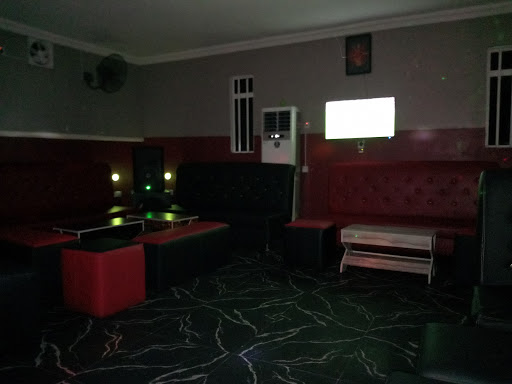 Faculty Bar & Club, Agbor - Eku Rd, Obiariku, Nigeria, Pub, state Delta