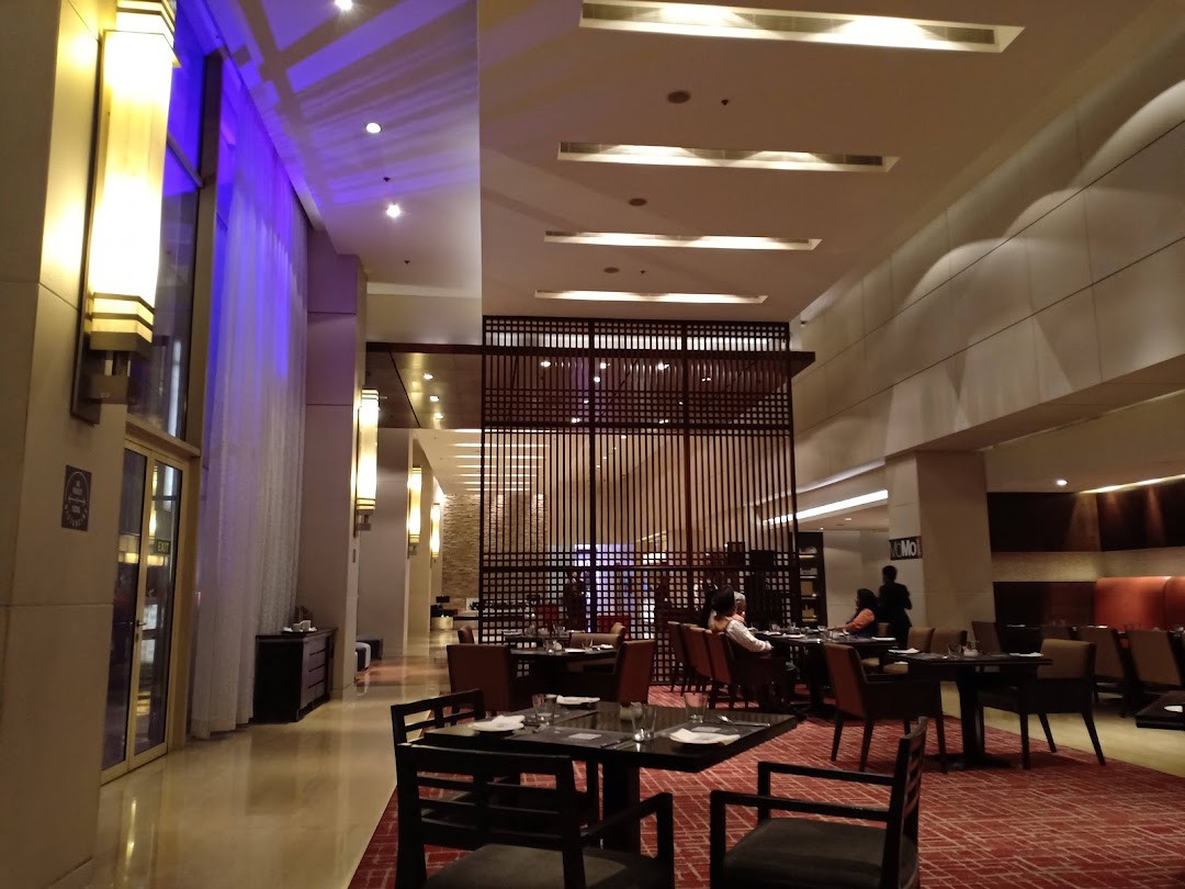MoMo Café