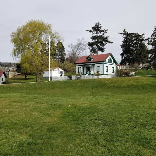 Park «Browns Point Light House Park», reviews and photos, 201 Tulalip St NE, Tacoma, WA 98422, USA