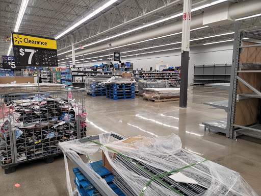 Department Store «Walmart Supercenter», reviews and photos, 100 THF Blvd, Chesterfield, MO 63005, USA