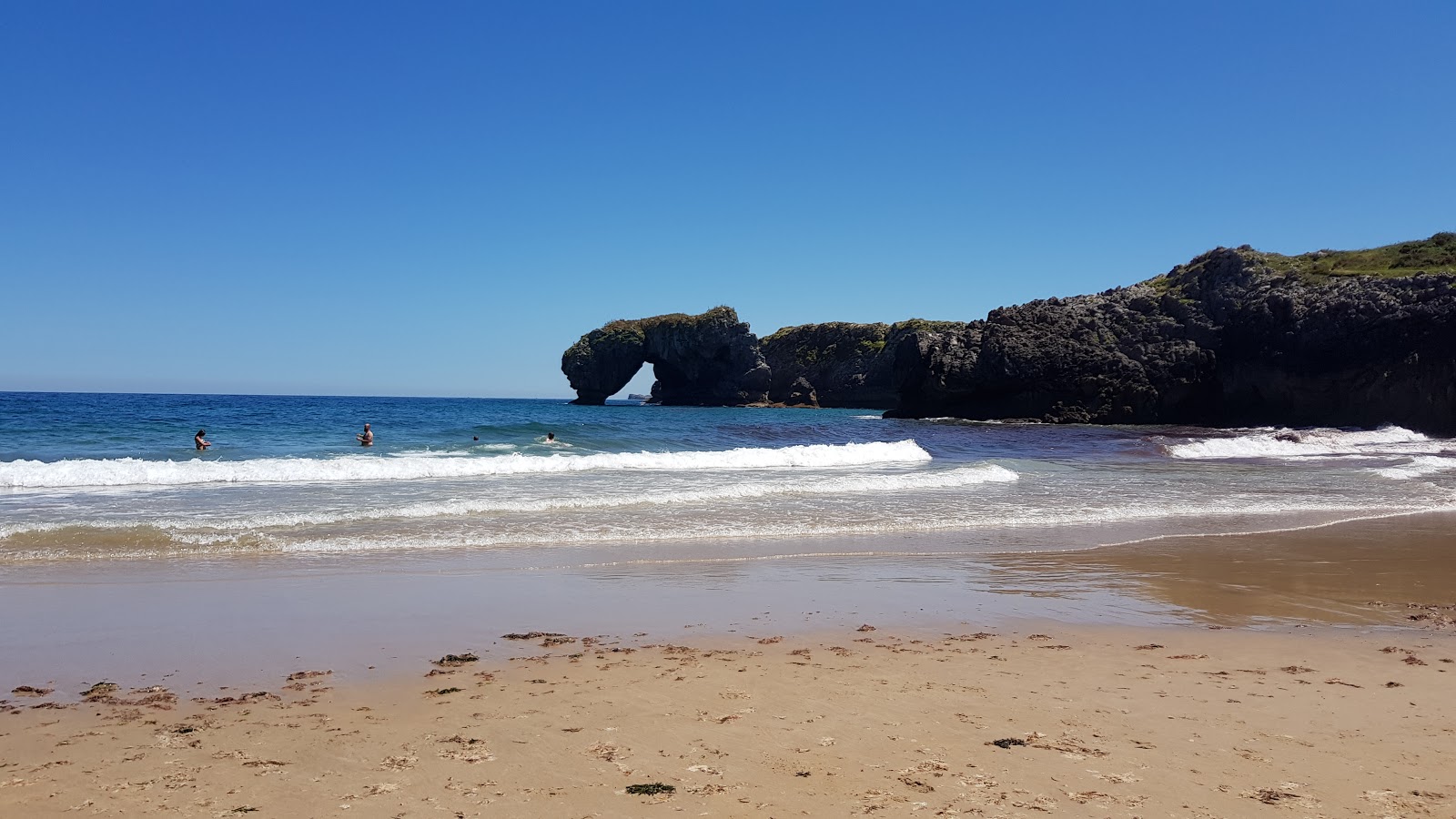 Playa de la Huelga'in fotoğrafı geniş ile birlikte