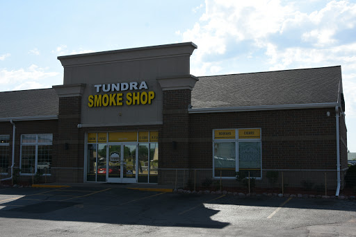 Tobacco Shop «Tundra Smoke Shop», reviews and photos, 2719 S Oneida St, Green Bay, WI 54304, USA