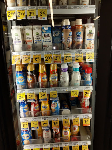 Grocery Store «Safeway», reviews and photos, 555 E Calaveras Blvd, Milpitas, CA 95035, USA