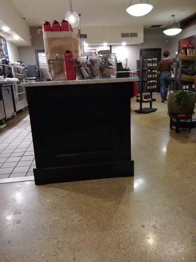 Shopping Mall «North & Sheffield Commons», reviews and photos, 1000 W North Ave, Chicago, IL 60642, USA