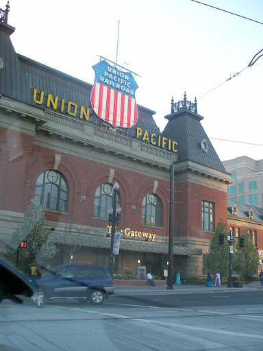 Shopping Mall «The Gateway», reviews and photos, 400 W 100 S, Salt Lake City, UT 84101, USA