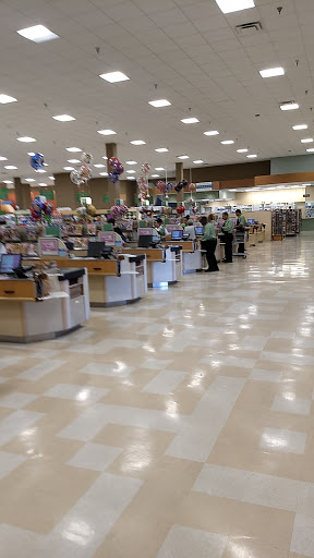 Supermarket «Publix Super Market at Belleair Bluffs», reviews and photos, 2770 W Bay Dr, Belleair Bluffs, FL 33770, USA
