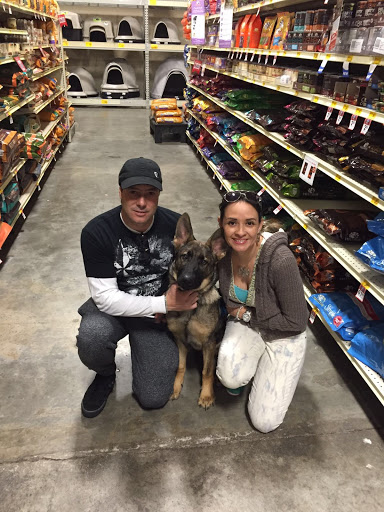 Pet Supply Store «PetSmart», reviews and photos, 950 Hanes Mall Blvd, Winston-Salem, NC 27103, USA