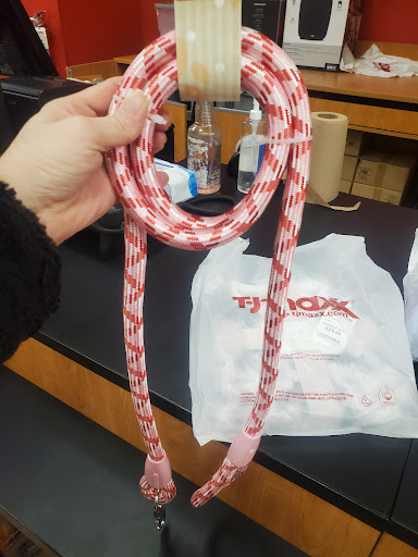 Department Store «T.J. Maxx», reviews and photos, 4794 Ridge Rd, Brooklyn, OH 44144, USA