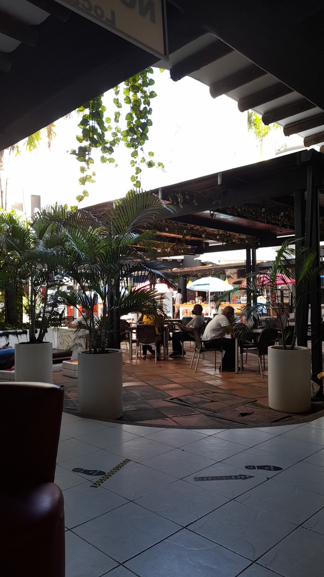 El Oasis Centro Comercial