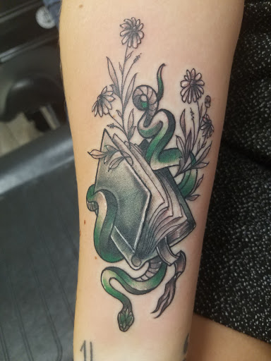 Tattoo Shop «Sandbridge Tattoo», reviews and photos, 2336 Elson Green Ave #108, Virginia Beach, VA 23456, USA