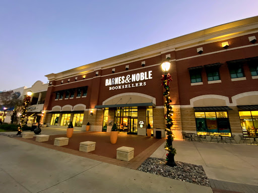 Barnes & Noble Booksellers Hillside Village, 305 Farm to Market Road 1382 #520, Cedar Hill, TX 75104, USA, 