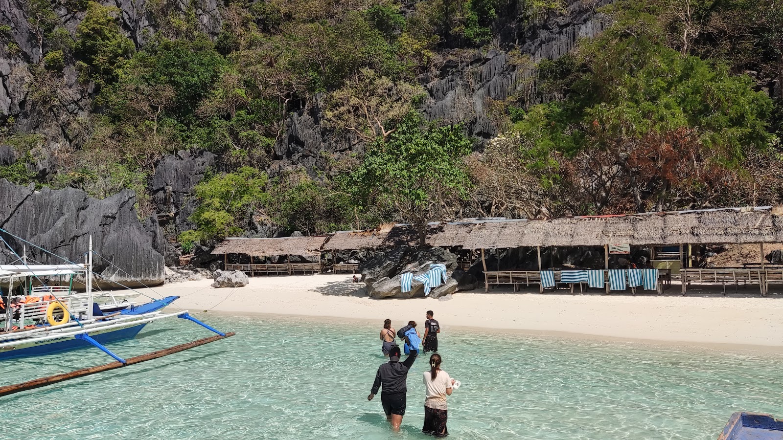 Foto af Banul Beach og dens smukke landskab