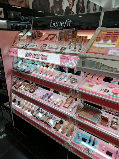 Cosmetics Store «SEPHORA», reviews and photos, 3200 N Sepulveda Blvd, Manhattan Beach, CA 90266, USA