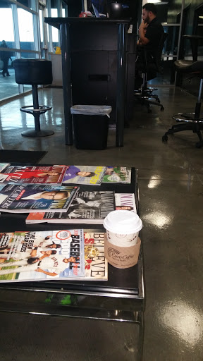 Car Dealer «MINI of Ontario», reviews and photos, 1251 Auto Center Dr, Ontario, CA 91761, USA