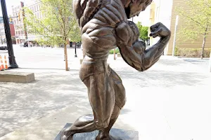 Arnold Statue image