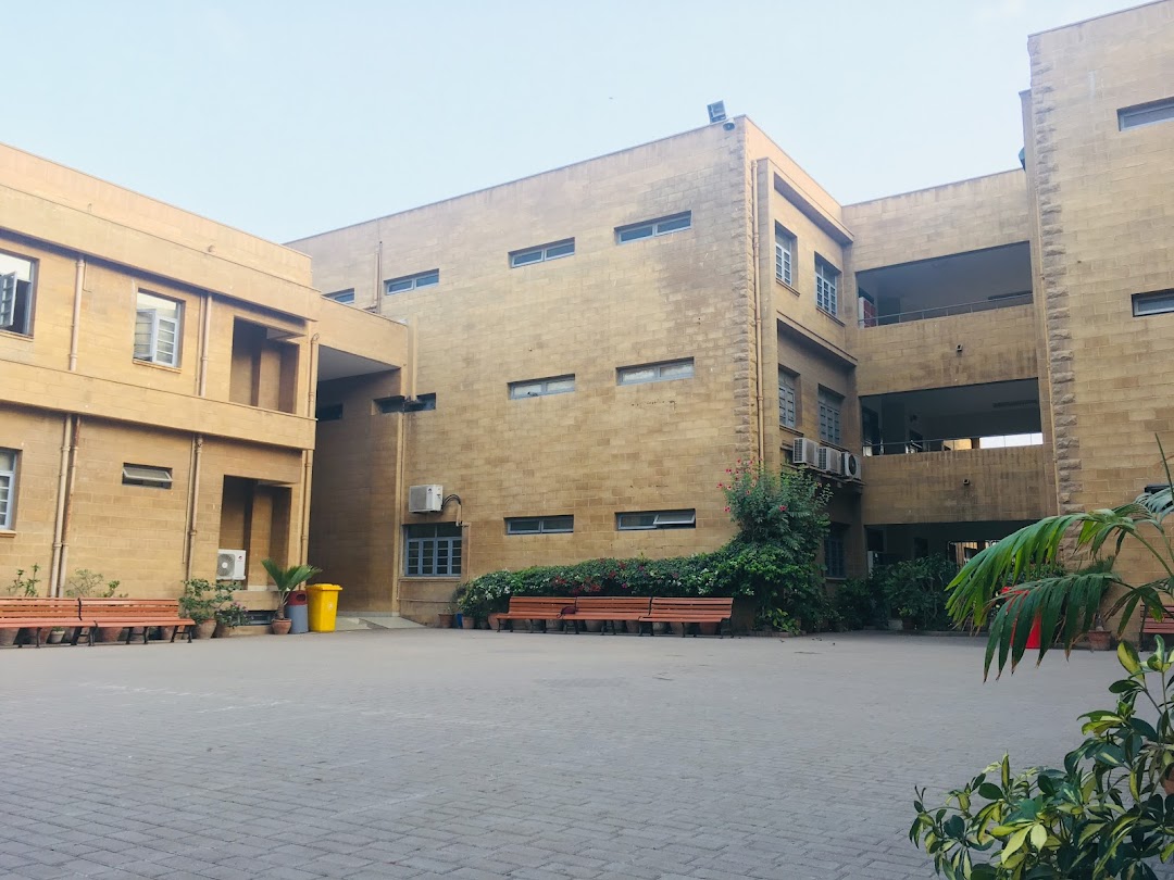 Karachi Grammar School - College Section